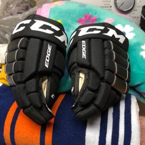 CCM Youth Hockey Gloves